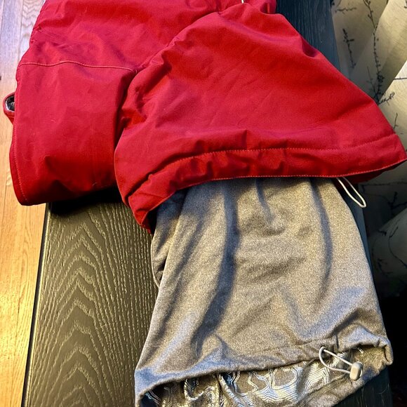 Hurtta Extreme Warmer Dog Winter Jacket, Red, 22 in - Picture 8 of 10